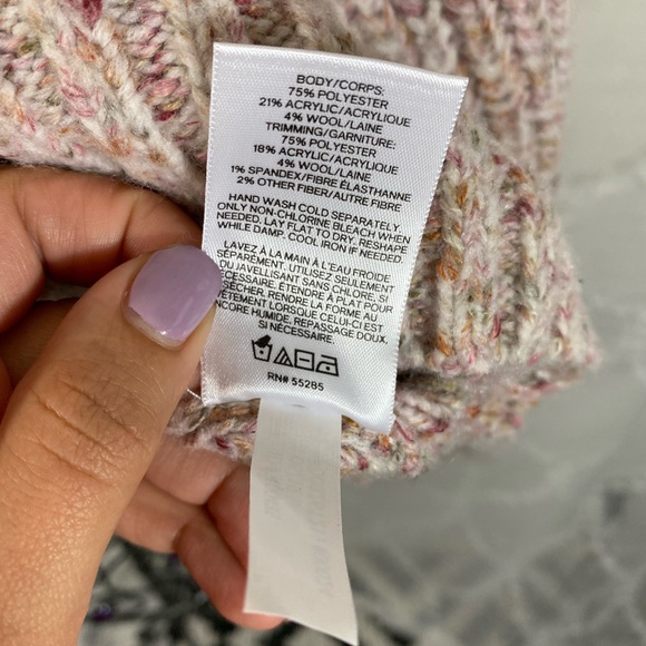 Express knit turtleneck pink sweater size XS - Picture 10 of 10